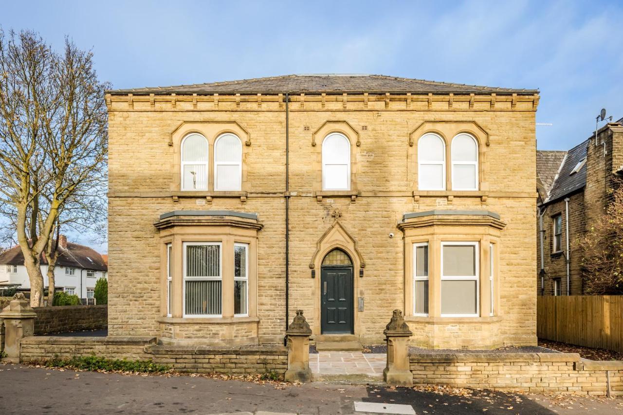 Greenhead Central Huddersfield Eksteriør billede